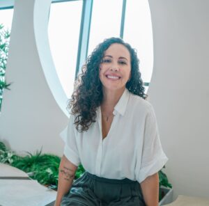 Silvia-Uribe-4Medica-y-Doula-de-Muerte-e1754432049427.jpeg